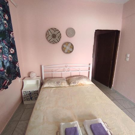 דירות אגיה טריאדה Niki'S House 1 מראה חיצוני תמונה
